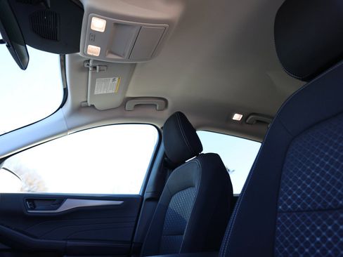 Used 2025 Ford Escape Active image 19