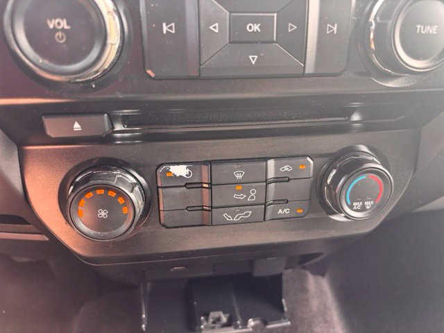 Used 2016 Ford F150 XLT RWD image 31