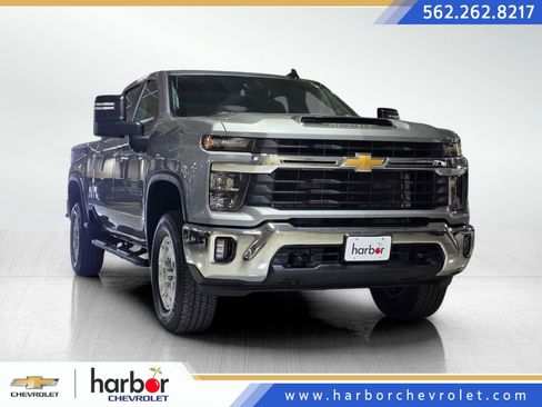 Used 2025 Chevrolet Silverado 2500 LT w/ Convenience Package AWD/4WD image 1