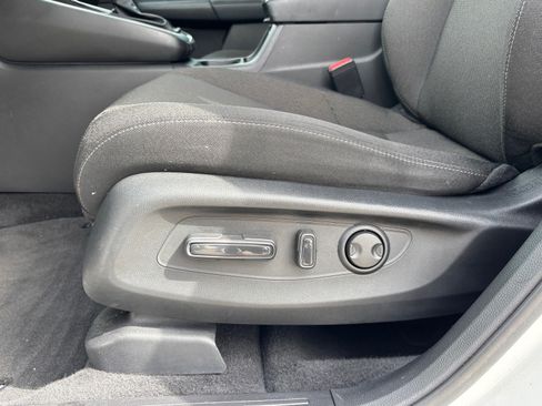 Used 2023 Honda CR-V EX image 27