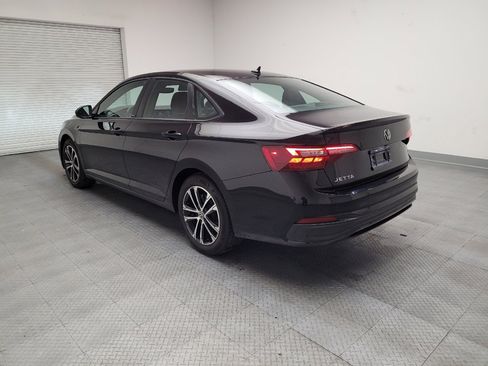 Used 2024 Volkswagen Jetta Sport image 5