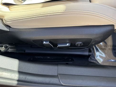 Used 2025 BMW 330i 330i image 46