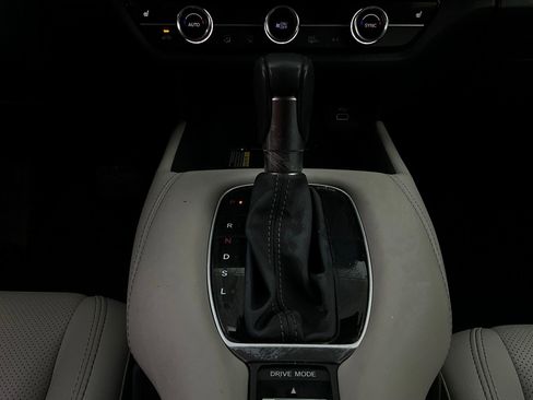 Used 2025 Honda HR-V EX-L image 23