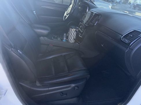 Used 2020 Jeep Grand Cherokee High Altitude AWD/4WD image 32