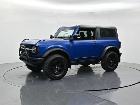 Certified 2021 Ford Bronco First Edition AWD/4WD image 5