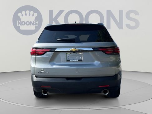 Used 2023 Chevrolet Traverse LS FWD image 5