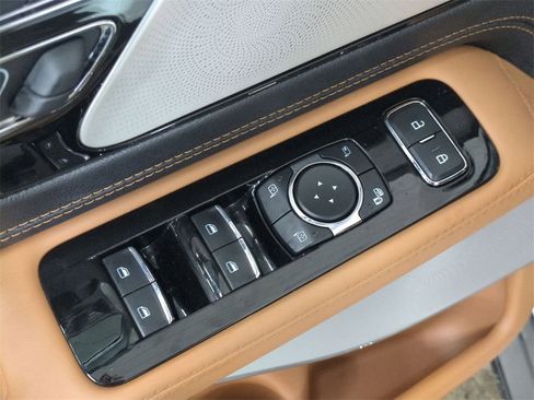 Certified 2023 Lincoln Aviator Black Label w/ Dynamic Handling Package image 16