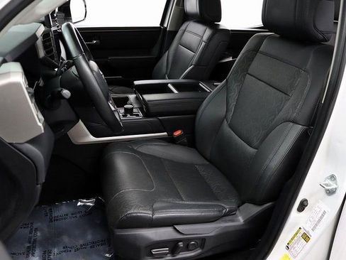 Used 2023 Toyota Tundra Limited AWD/4WD image 10