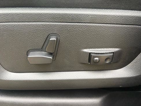 Used 2024 RAM 2500 Laramie image 10