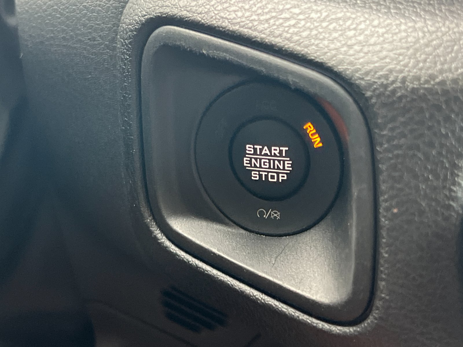 Used 2025 Jeep Wrangler Unlimited Sport AWD/4WD image 26