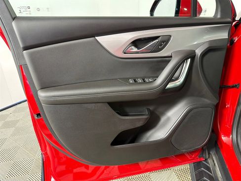 Used 2021 Chevrolet Blazer LT image 10