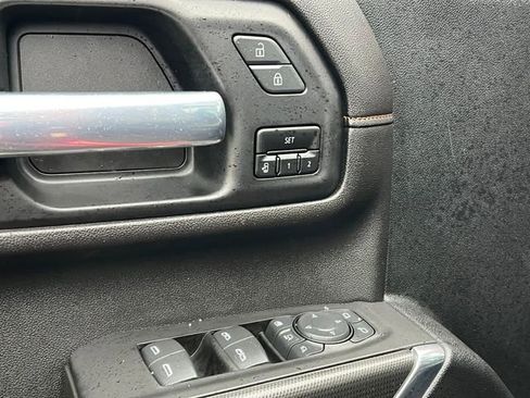 Used 2021 GMC Sierra 2500 AT4 w/ AT4 Premium Plus Package image 29