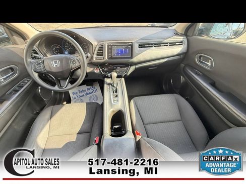 Used 2018 Honda HR-V EX image 10