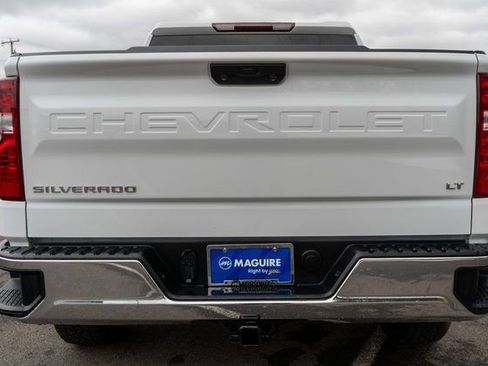 Used 2023 Chevrolet Silverado 1500 LT AWD/4WD image 7