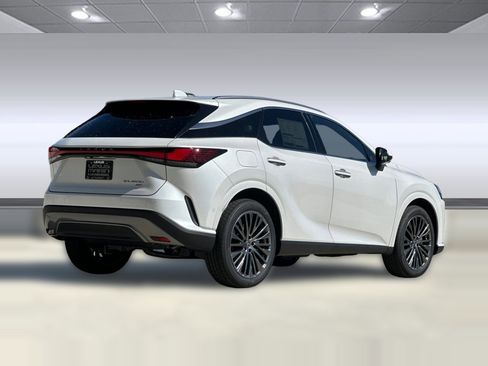 New 2026 Lexus RX 450h AWD image 8