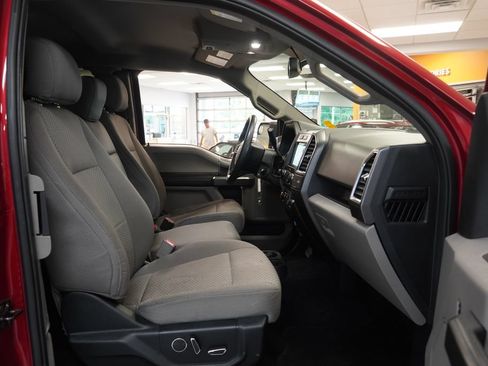 Used 2016 Ford F150 XLT w/ Equipment Group 302A Luxury AWD/4WD image 34