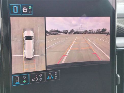 New 2026 GMC Yukon XL AT4 w/ AT4 Premium Package image 13