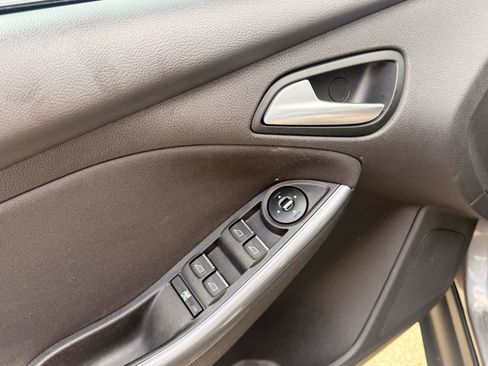 Used 2013 Ford Focus Titanium image 15
