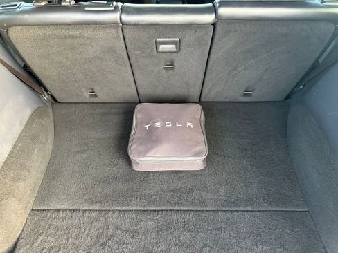 Used 2020 Tesla Model Y Long Range image 14