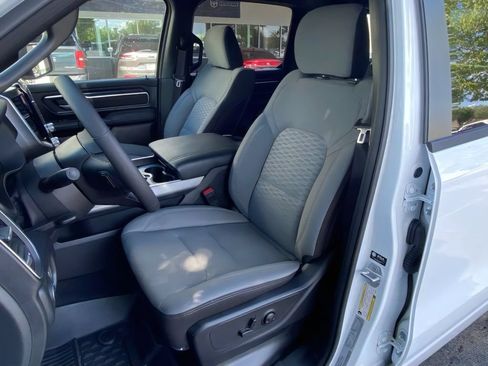 New 2026 RAM 1500 Big Horn AWD/4WD image 13