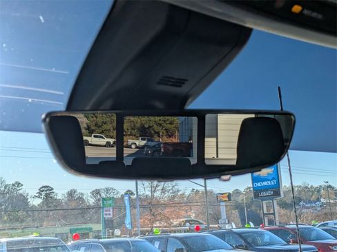 Used 2021 GMC Sierra 2500 Denali w/ Denali Ultimate Package image 25