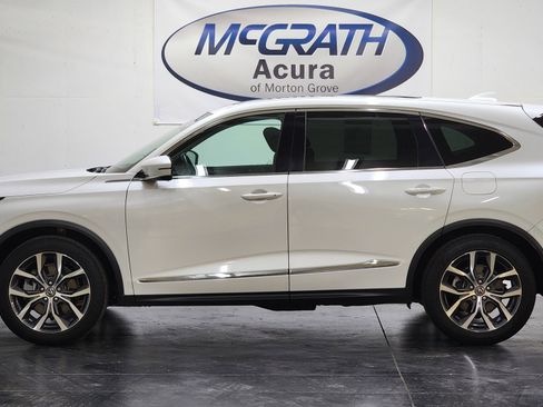 Used 2023 Acura MDX SH-AWD w/ Technology Package image 9
