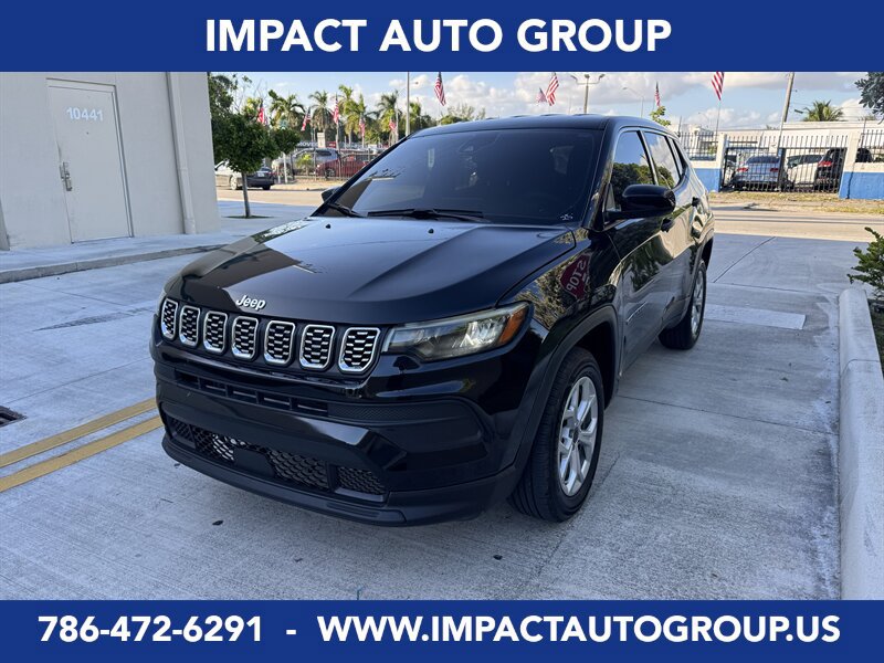 Used 2025 Jeep Compass Sport AWD/4WD image 1