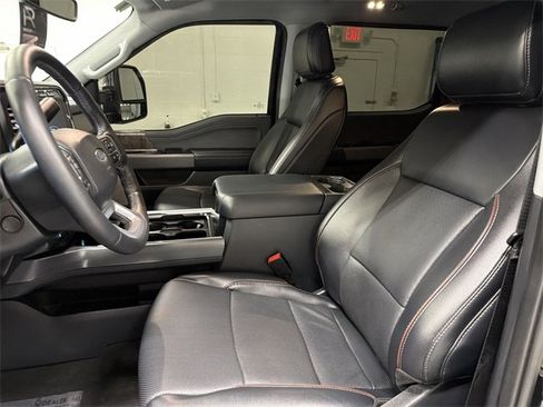 Used 2024 Ford F250 Lariat w/ Chrome Package image 22