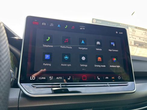 New 2026 Volkswagen GTI SE image 34