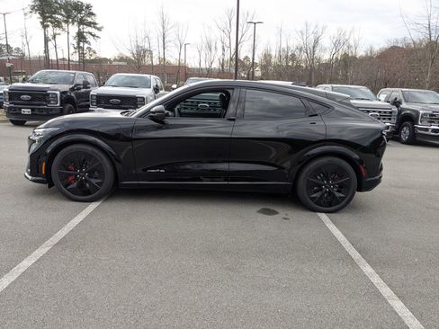 New 2026 Ford Mustang Mach-E GT image 7