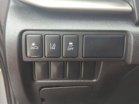 Used 2024 Mitsubishi Eclipse Cross ES image 22