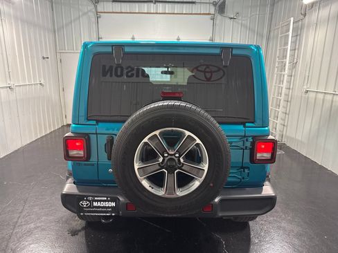 Used 2020 Jeep Wrangler Unlimited Sahara AWD/4WD image 40