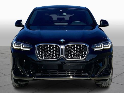 Certified 2025 BMW X4 xDrive30i w/ Premium Package image 3