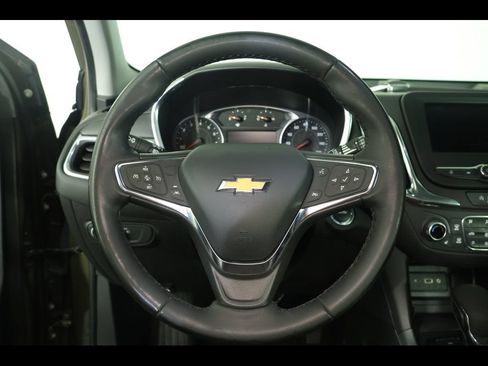 Used 2023 Chevrolet Equinox LT AWD/4WD image 15
