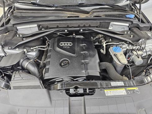 Used 2016 Audi Q5 2.0T Premium Plus w/ Technology Package image 41