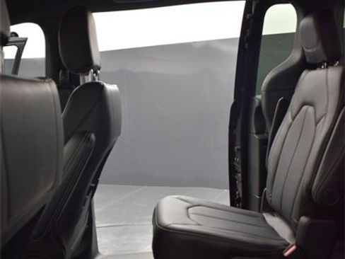 New 2026 Chrysler Voyager LX image 8