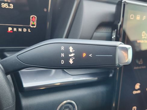 New 2026 GMC Terrain AT4 w/ Convenience Package III image 24