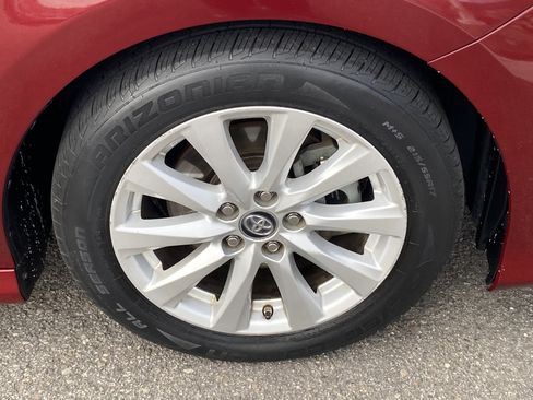 Used 2019 Toyota Camry LE image 29