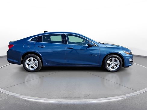 Used 2025 Chevrolet Malibu LS FWD image 9