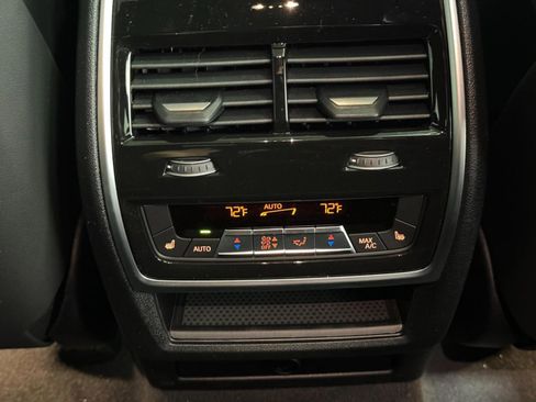 New 2026 BMW X6 xDrive40i image 11