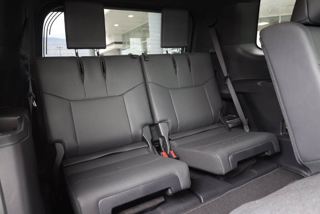 Used 2026 Lexus GX 550 w/ Cold Area Package AWD/4WD image 23