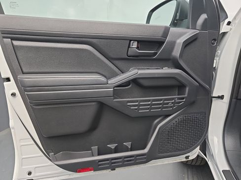 Used 2024 Toyota Tacoma SR image 21