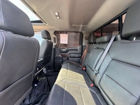 Used 2020 GMC Sierra 1500 SLT RWD image 2