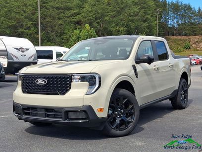 New 2025 Ford Maverick Lariat w/ Black Appearance Package