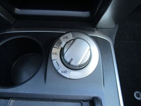 Used 2022 Toyota 4Runner Limited image 37