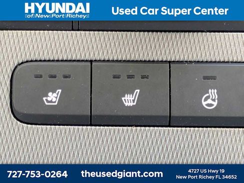 Certified 2023 Hyundai Palisade Limited FWD image 34