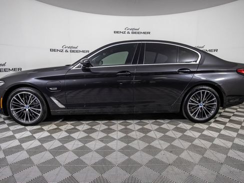 Used 2023 BMW 530e w/ Convenience Package RWD image 10