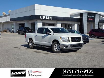 Used 2019 Nissan Titan SV w/ SV Convenience Package