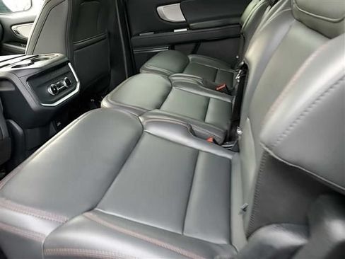 Used 2025 Ford Expedition Max Active AWD/4WD image 18