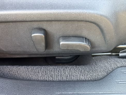 Used 2019 Subaru Outback 2.5i Limited image 11